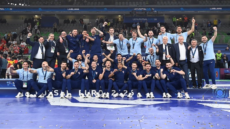 ČESTITKA PREDSJEDNIKA GRADSKE SKUPŠTINE GRADA ZAGREBA FUTSAL REPREZENTACIJI U POVODU OSVAJANJA BRONČANE MEDALJE
